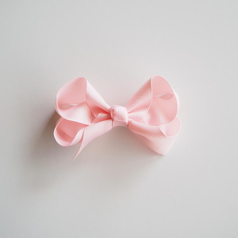 [5차 완판! 6차 재입고!!]라이트 핑크 보우 클립 (미디움) 사이즈 8cmX6cm Bow Clip (Medium) - Light Pink